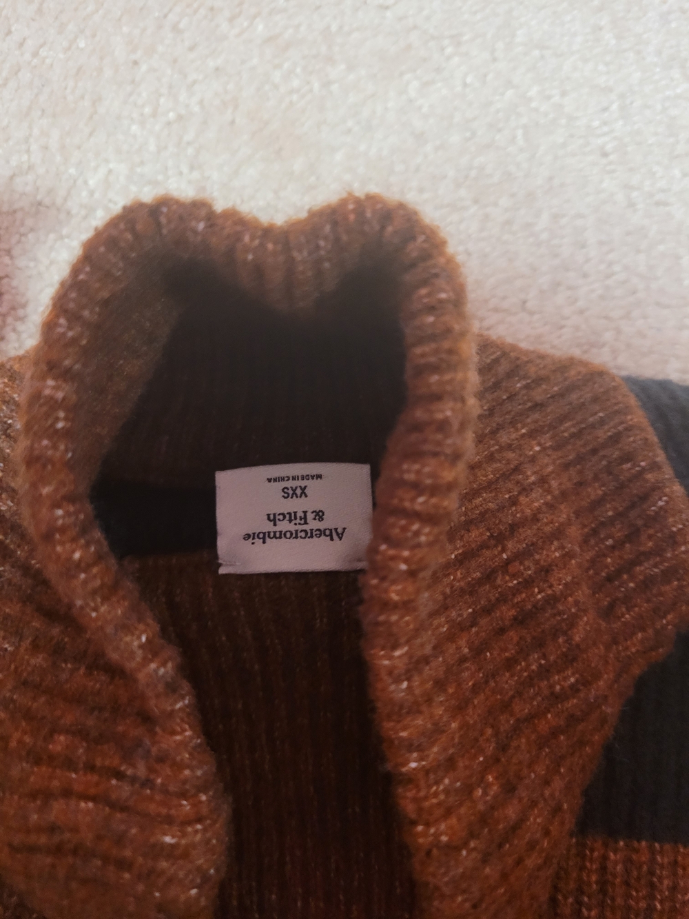 Abercrombie & Fitch Women's Rust-Brown Ribbed Turtleneck Sweater